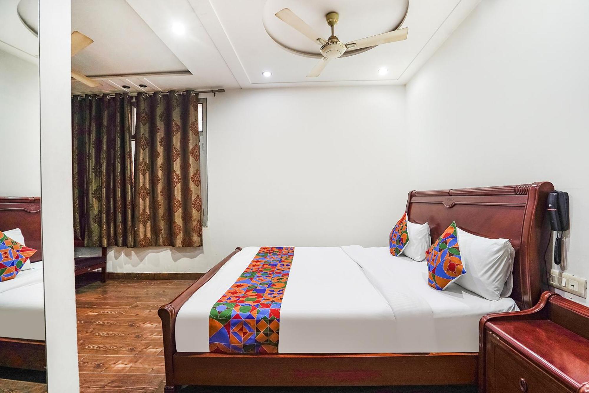 אגרה Fabhotel Sai Residency מראה חיצוני תמונה