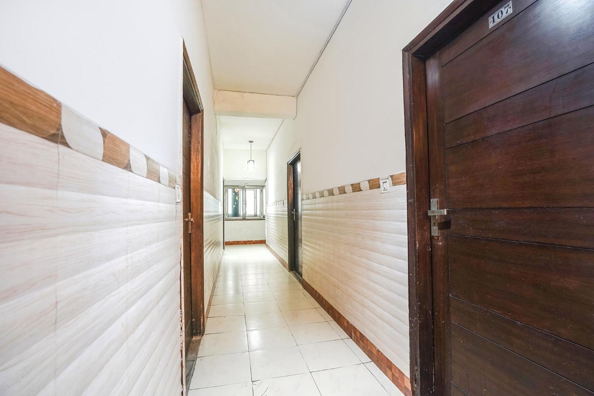 אגרה Fabhotel Sai Residency מראה חיצוני תמונה
